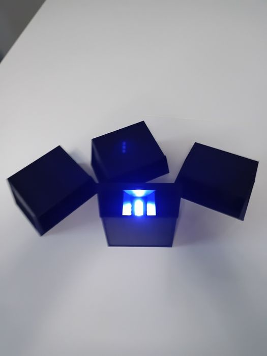 Lampy solarne elewacyjne