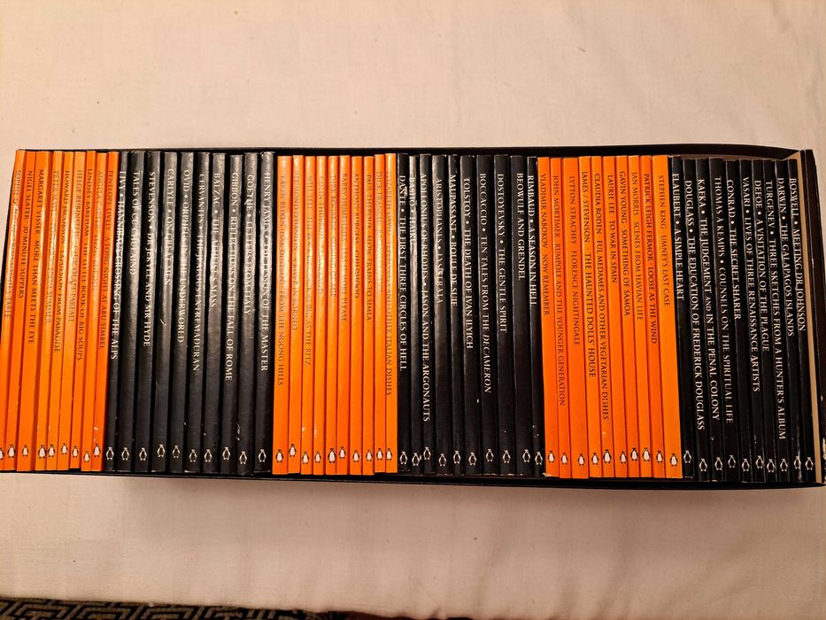 60 livrinhos em ingles coleção Pinguim