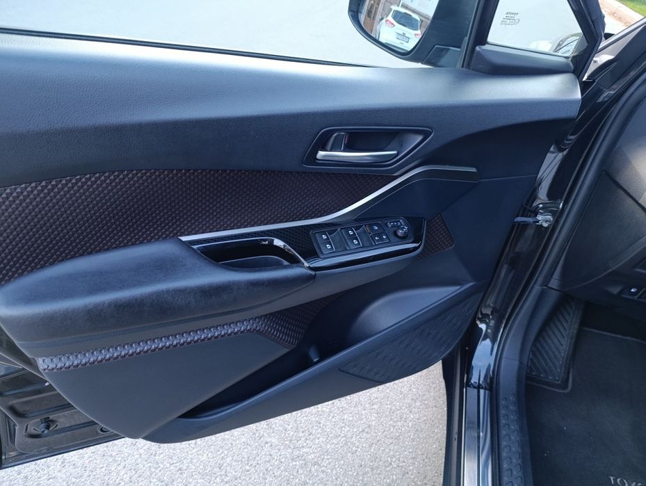 Продам Tойота C-HR! ORIGINAL!