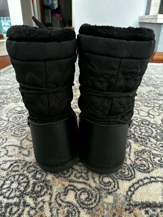 czarne śniegowce marki Jenny Fairy rozm. 36/37 jak nowe