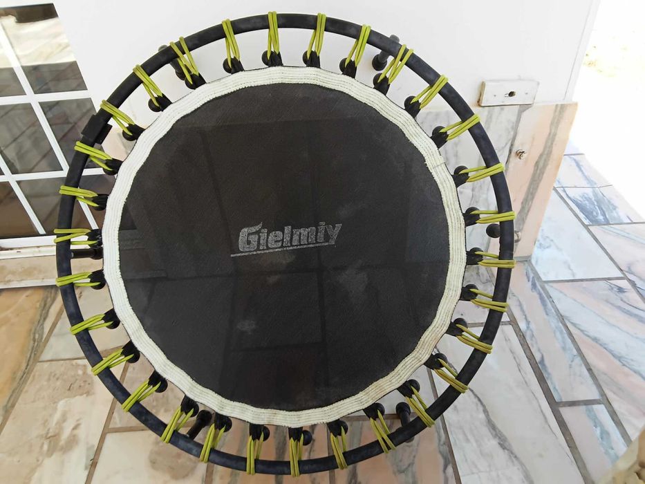 Mini trampolim de fitness Gielmiy – bom estado