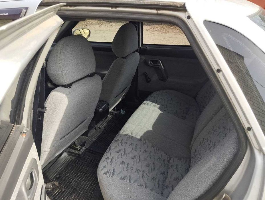 Автомобіль ВАЗ 2110