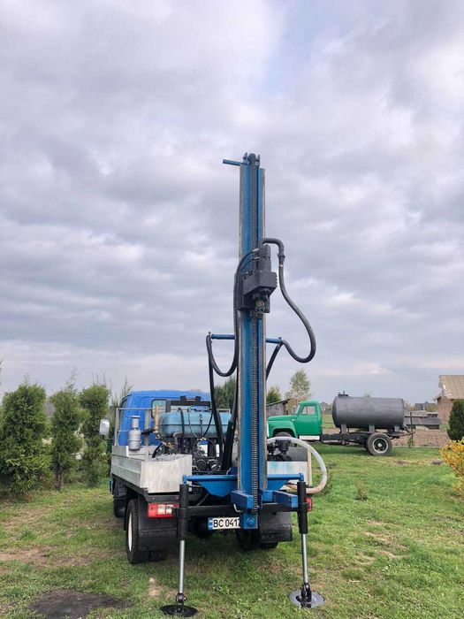 Послуги з буріння свердловин/бурение скважин  Ємільчине під ключ