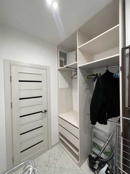 Слам Квартиру на Каманина, Вид моря, 44,45,48,27,32 жемчужигна