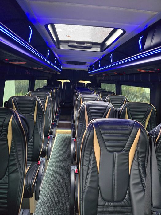 Przewóz osób, wynajem autokarów, autobusów i busów