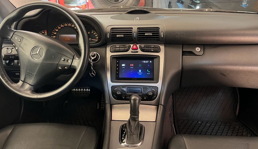Mercedes-Benz C 220 — fotografia 8