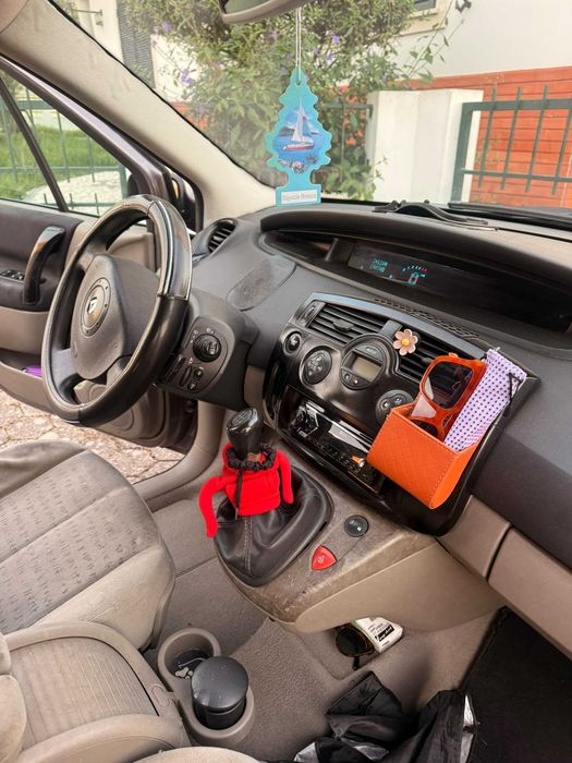Vendo Renault Scénic 1.5 dCi, de Junho de 2005, com  195.000 km com problemas de injeçao — photo 4