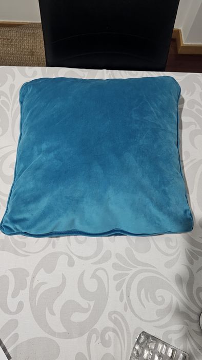 2 almofadas azul turquesa