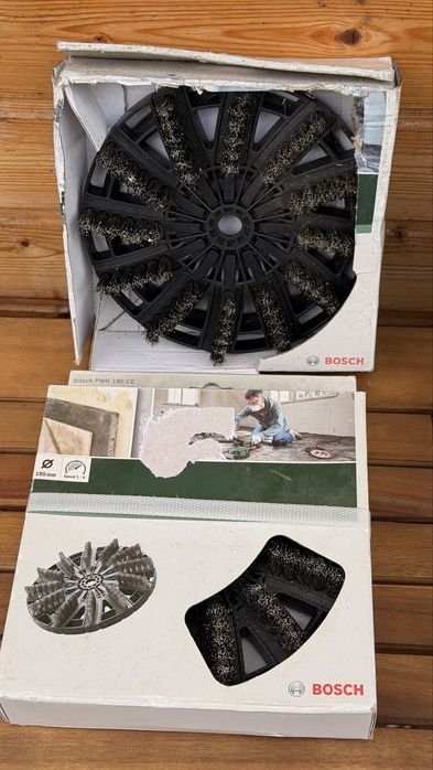 Щітка Bosch 2609256D49 латунь 180 мм