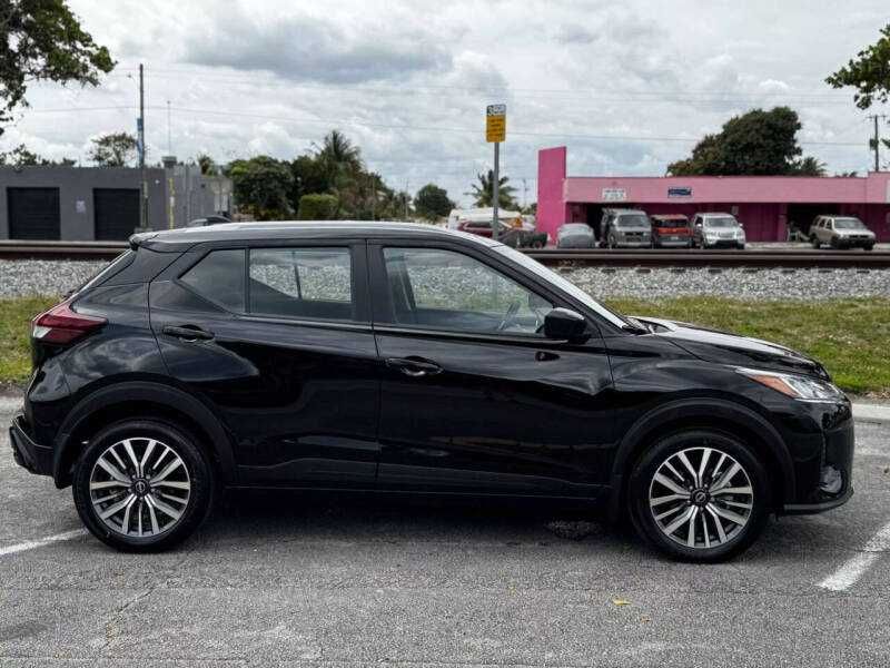 Nissan Kicks SV 2023