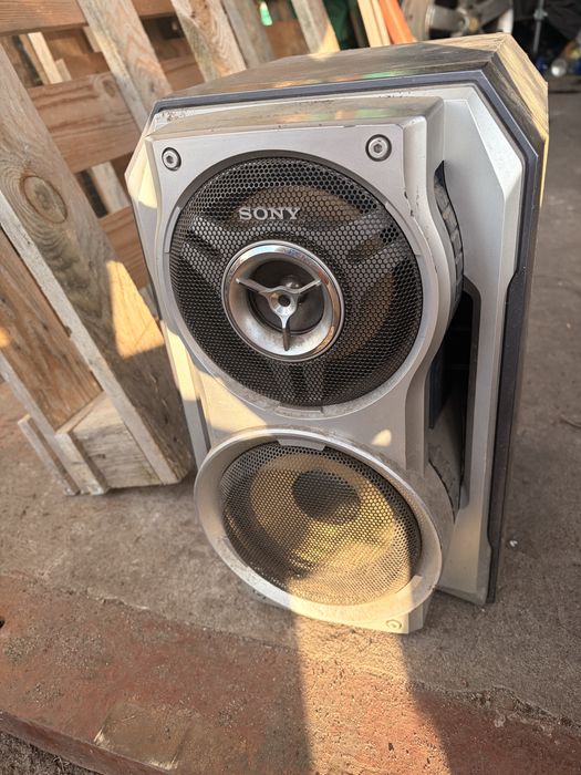 Wieza i Głośnik sony  srebrny