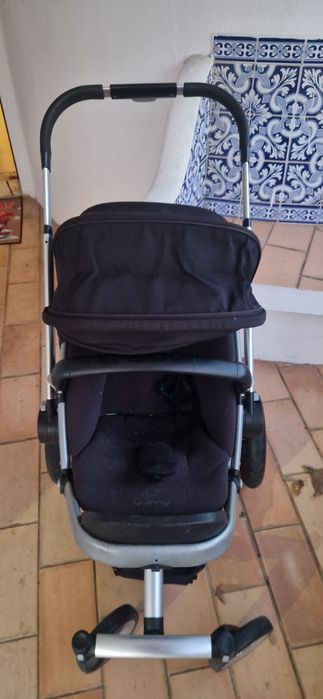 Carrinho de bebe quinny