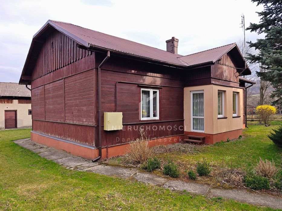 Na sprzedaż drewniany dom, Samoklęski, pow. jasielski, 16ar