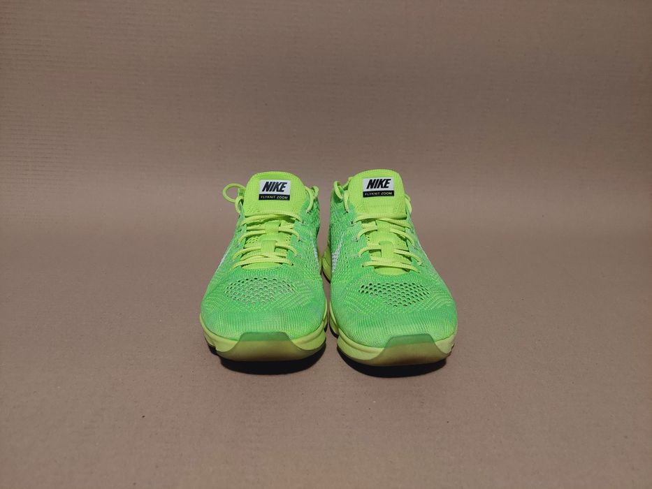 Nike Flyknit Zoom Volt startówki