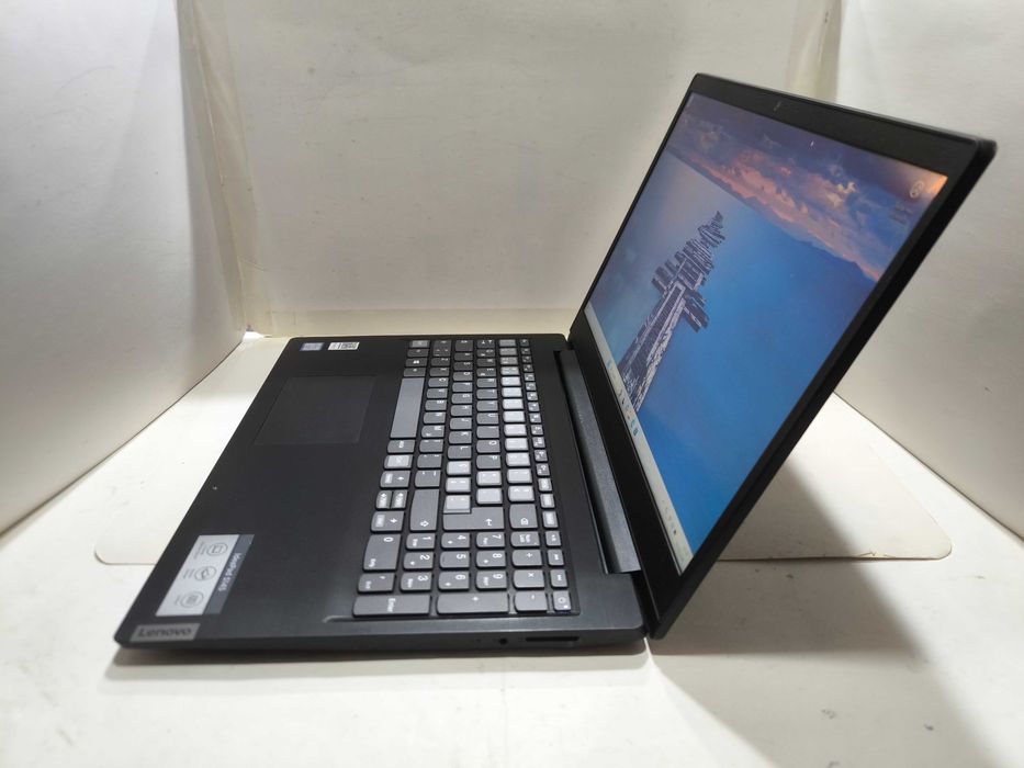 Lenovo IdeaPad S145 i5 256GB SSD 8GB ram FullHD