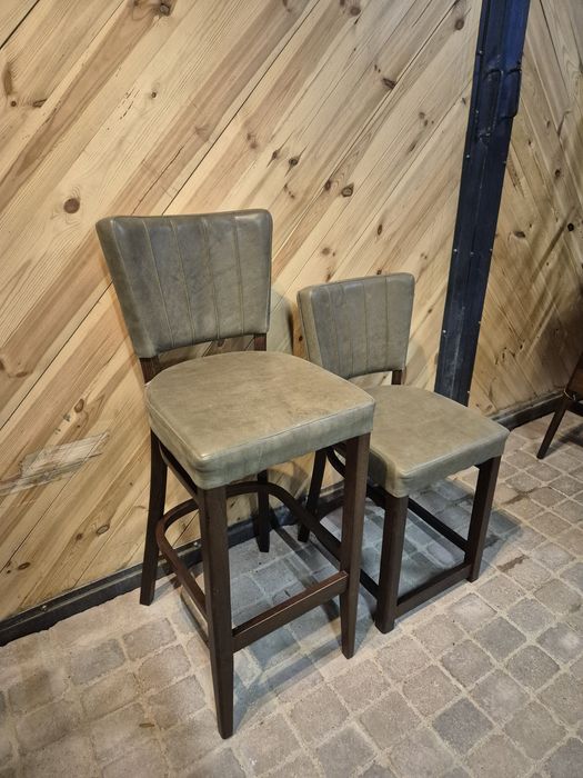 12x Krzesła ze skóry naturalnej FAMEG + hoker | Restauracja | Jadalnia