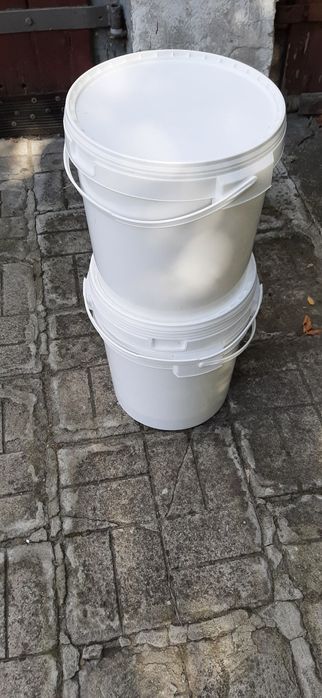 Wiaderko plastikowe 19 L..