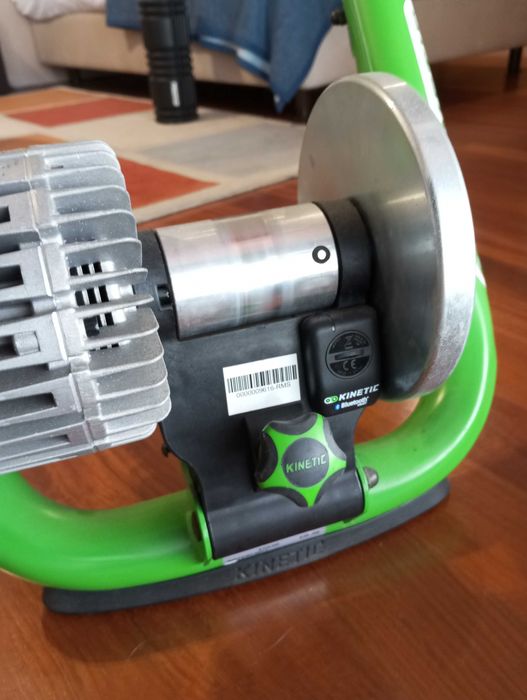 Rolo Treino Kinetic Road Machine