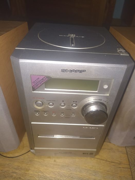 Mini wieża stereo Sharp XL-45H