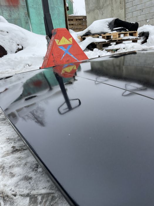 Чорний капот Volkswagen Golf 4Гольф 4 98-05 цілий без ржі