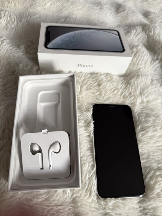Telefon iPhone XR