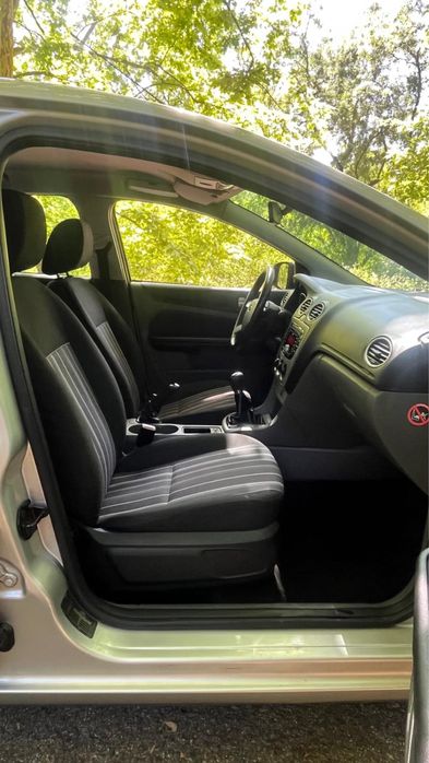Ford Focus II Turnier 1.6 TDCI gasóleo do ano 2011