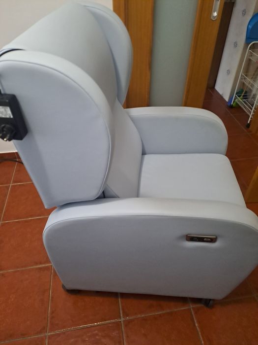 Cadeirão Eléctrico em bom estado