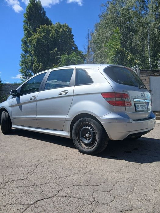 Продам мерседес В 180