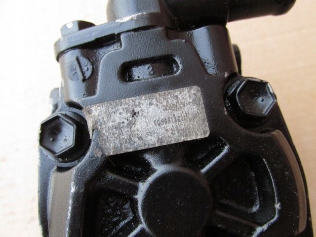 audi a4 b8 1.8 tfsi pompa wspomagania 06h145255a