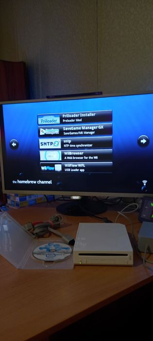 Игровая приставка Nintendo WII
