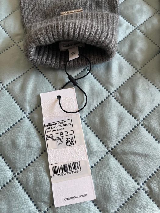 Luvas Calvin Klein M/L Novas (com etiqueta)