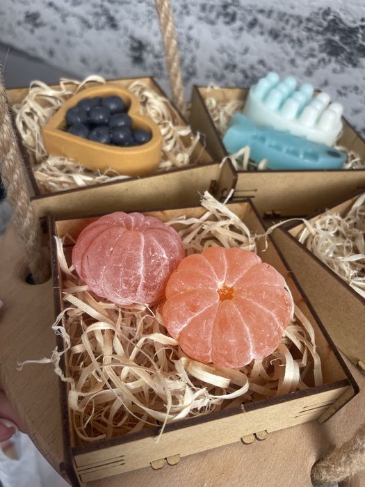 Мило ручної роботи