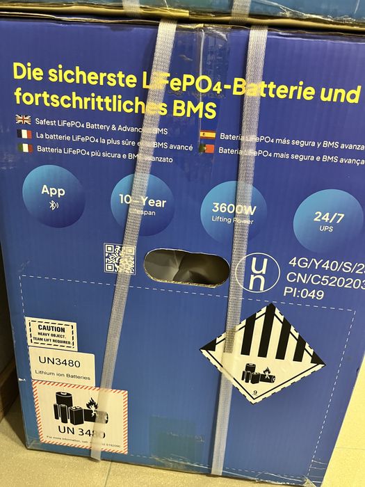 Зарядна станція Bluetti AC200PL    Ємність 2304 Wh Потужність 2400 W