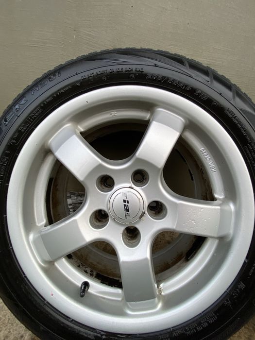Продам диски r16 -5x112