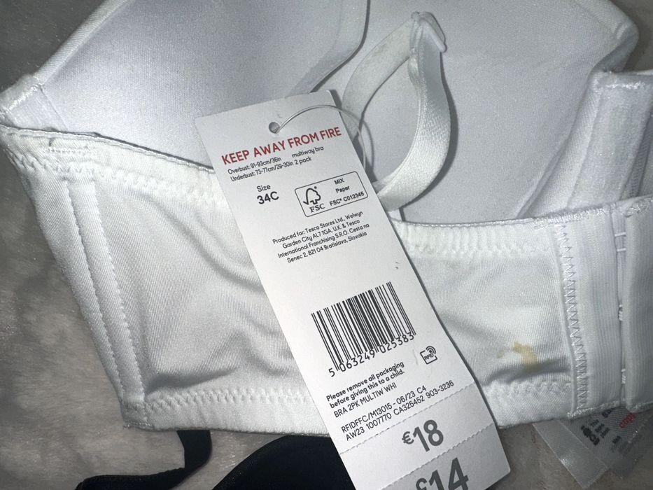 F & F 2 x biustonosze nowe biały i czarny 75 C