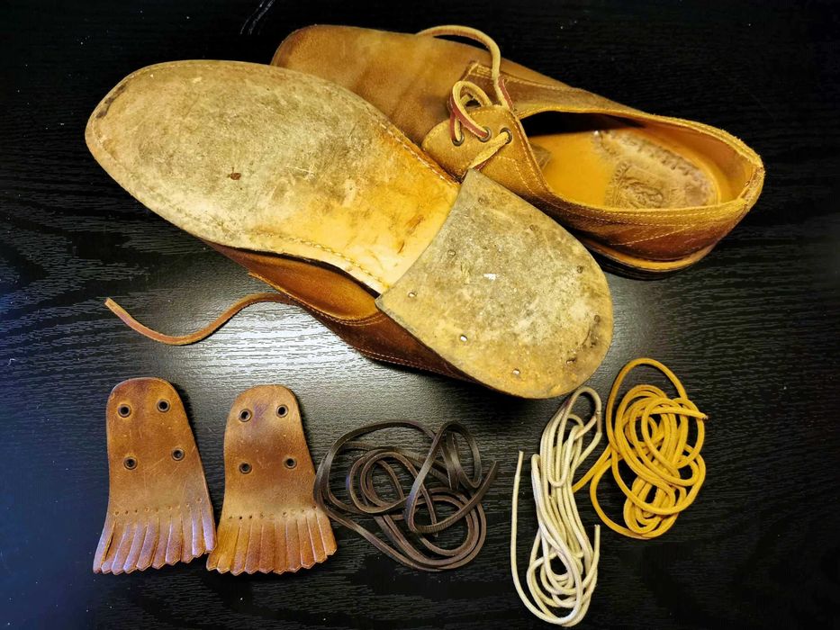 Sapatos de couro genuíno