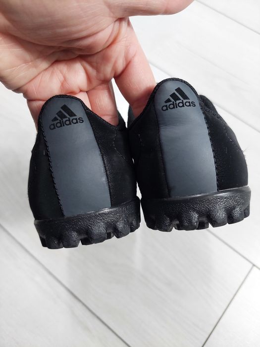 Кросівки сороконіжки футзалки ADIDAS р.38EU 23,5см