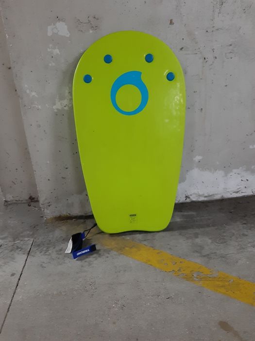 Prancha BodyBoard Decathlon como nova.