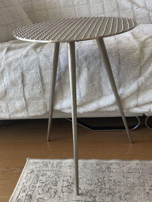 Mesa de apoio em ferro