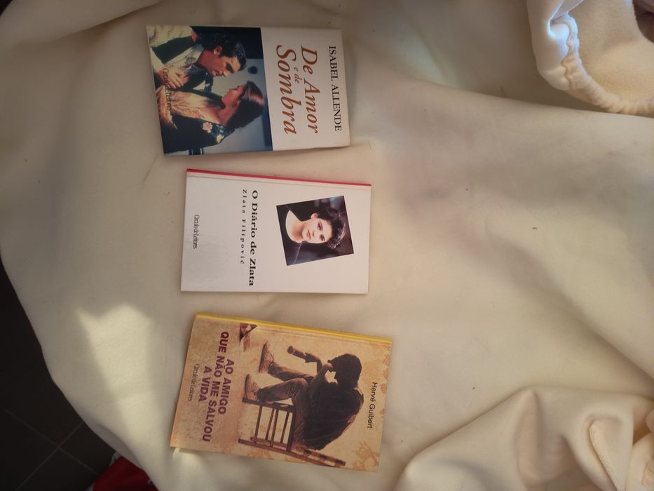 Livros de temáticas variadas