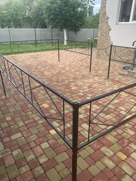 Оградка на кладбище   280 х 480 см