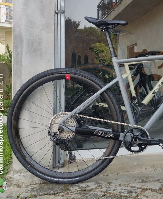 Scott gravel como nova pouco uso