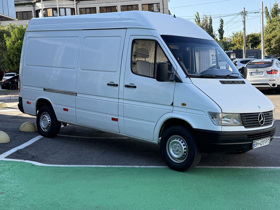 Продам Мерседес Спринтер 308 D прварен