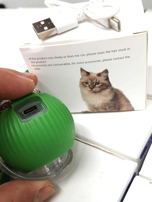 Bola USB Vibra Para Gatos e Cãos