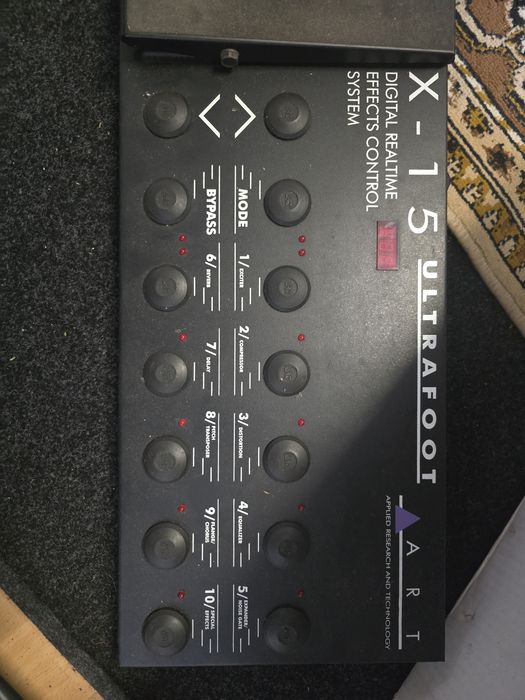 Pedaleira midi ART x-15