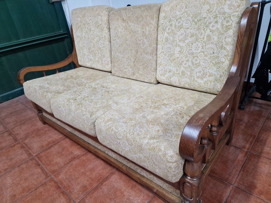 3 Sofas estilo antigo