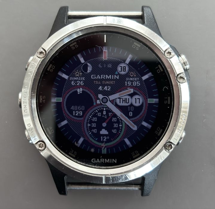 Smartwatch Garmin Fenix 5 PLUS