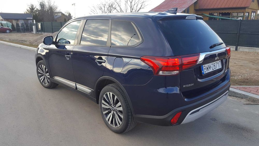 Mitsubishi Outlander III