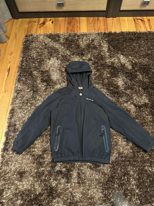 Вітровка Ellesse