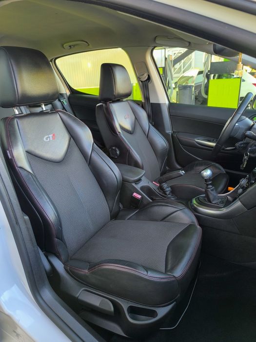 Peugeot 308 — fotografia 3
